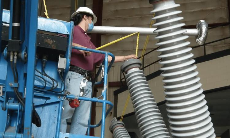 NEETRAC engineering measuring a high powered electrical system