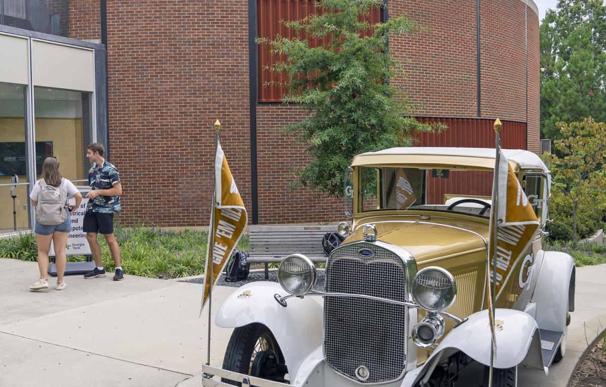 Photo of the Ramblin' Wreck outside the IDC.