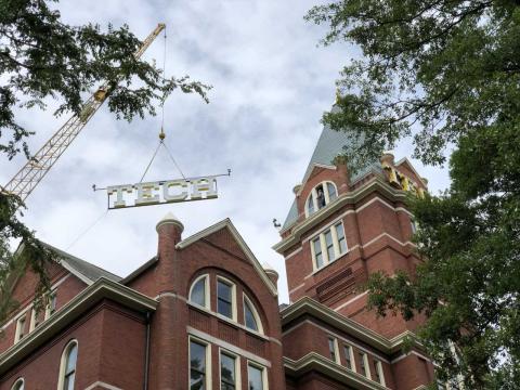 Tech Tower letters being replaced 4