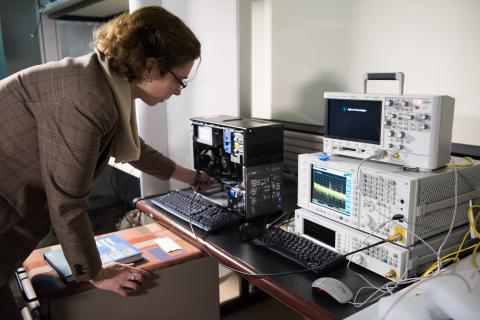 Measuring side-channel signals2