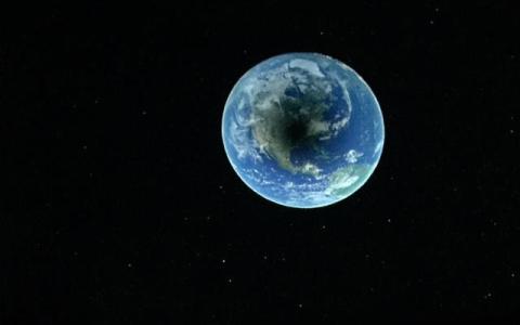 Simulation of the moon’s shadow on Earth during an eclipse, as staged by Helping Planetariums Succeed (Photo by Renay San Miguel) Simulation of the moon’s shadow on Earth during an eclipse, as staged by Helping Planetariums Succeed (Photo by Renay San Miguel)