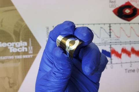 Flexible ring-shaped large-area organic photodiode